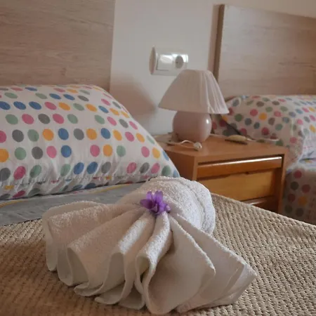 Casa M Cinta * Deltebre