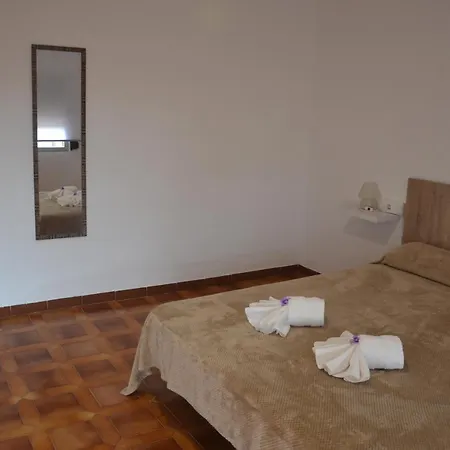 Casa M Cinta * Deltebre